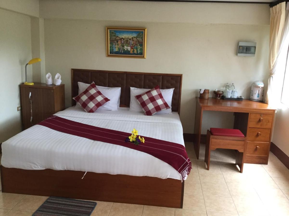 Mitkhoonyoum Hotel Ban Khun Yuam Extérieur photo